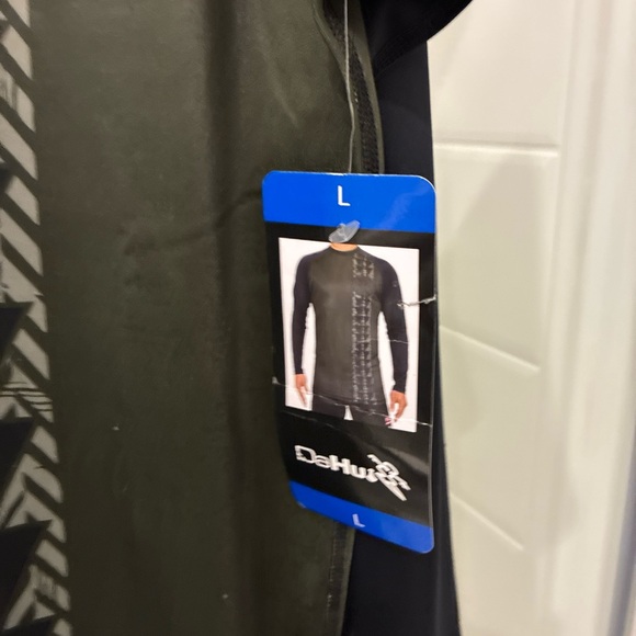 Black and gray Long rash guard - Picture 2 of 8